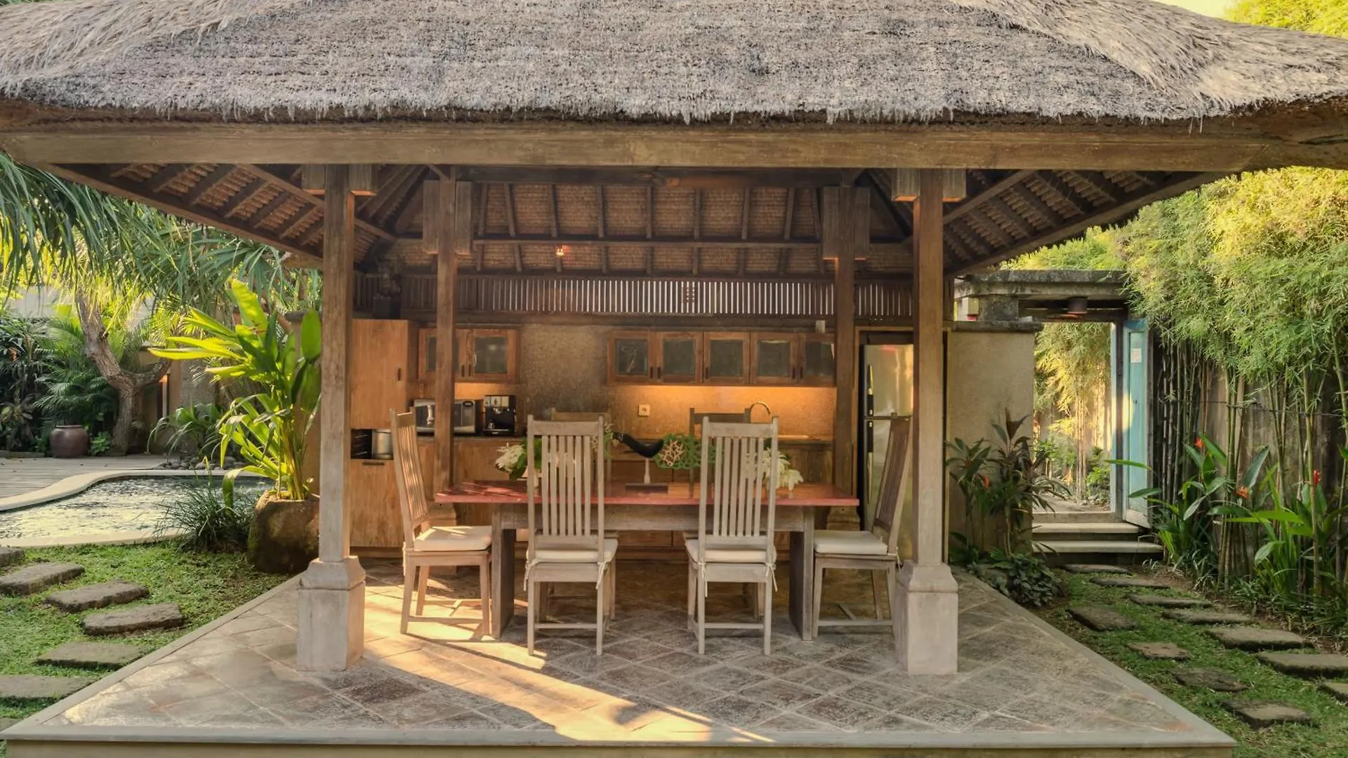 Villa Tirta Naga Bali Семиньяк